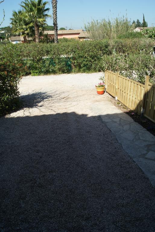 Le Mas Du Bijou Bleu Puget-sur Argens Cameră foto