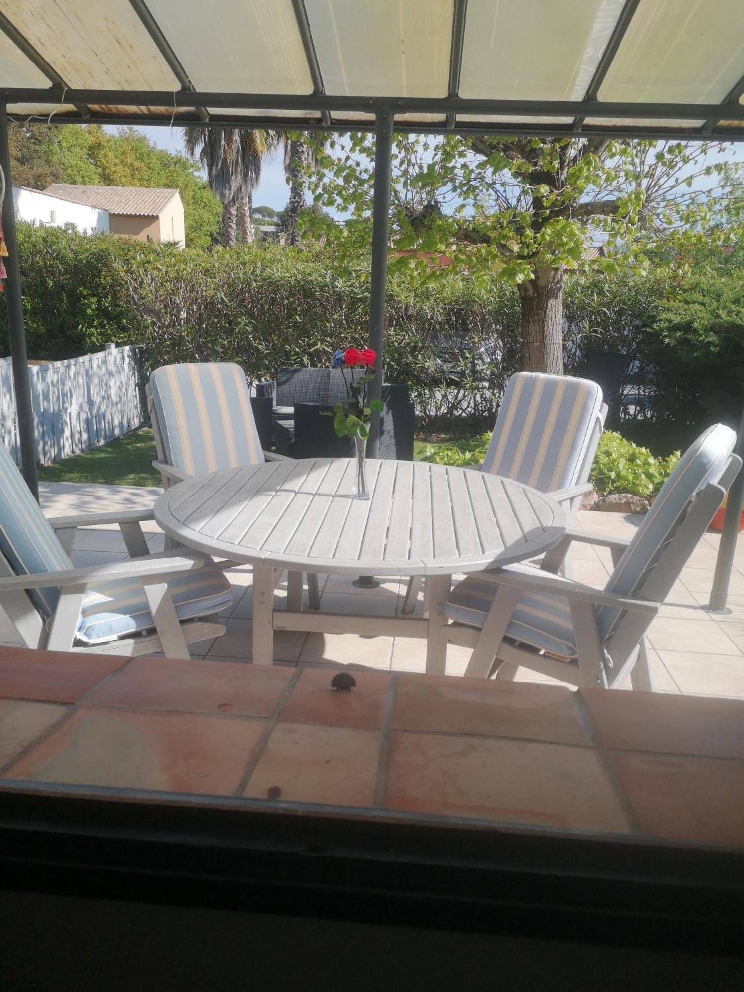Le Mas Du Bijou Bleu Puget-sur Argens Cameră foto